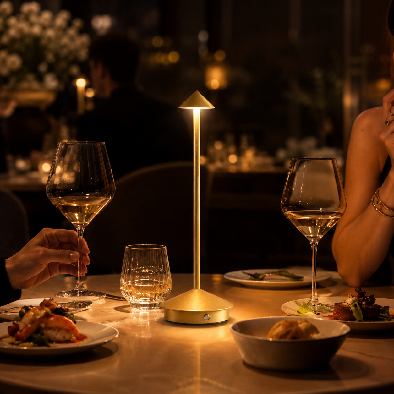 Cordless Rechargeable Table Lamp